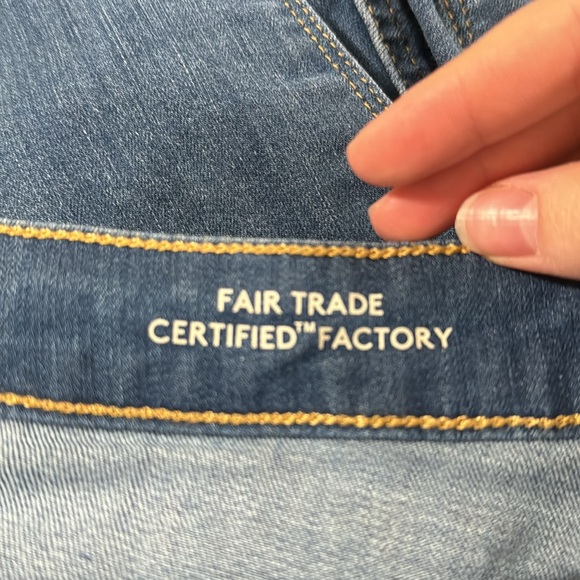 Universal Thread  Mediun Wash High Rise Skinny Denim  Jeans Size 32 - Picture 9 of 11